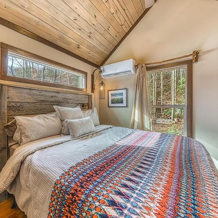 Smoky Mountain Tiny Home Pigeon Forge Exterior photo